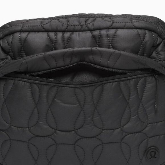 Lululemon Embrace Quilted Crossbody Bag in Black - Picture 4 of 11